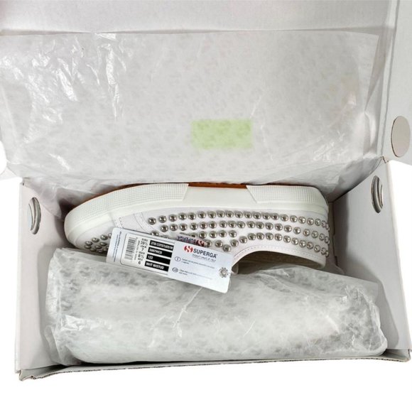 NIB Studded 2750 Sneaker - Picture 4 of 4